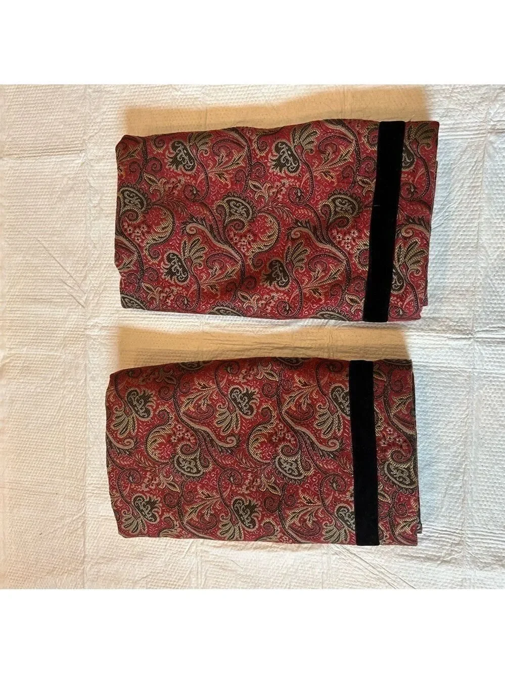 Lauren Ralph Lauren Pillow Shams Standard Floral Velvet Trim Edging Buttons